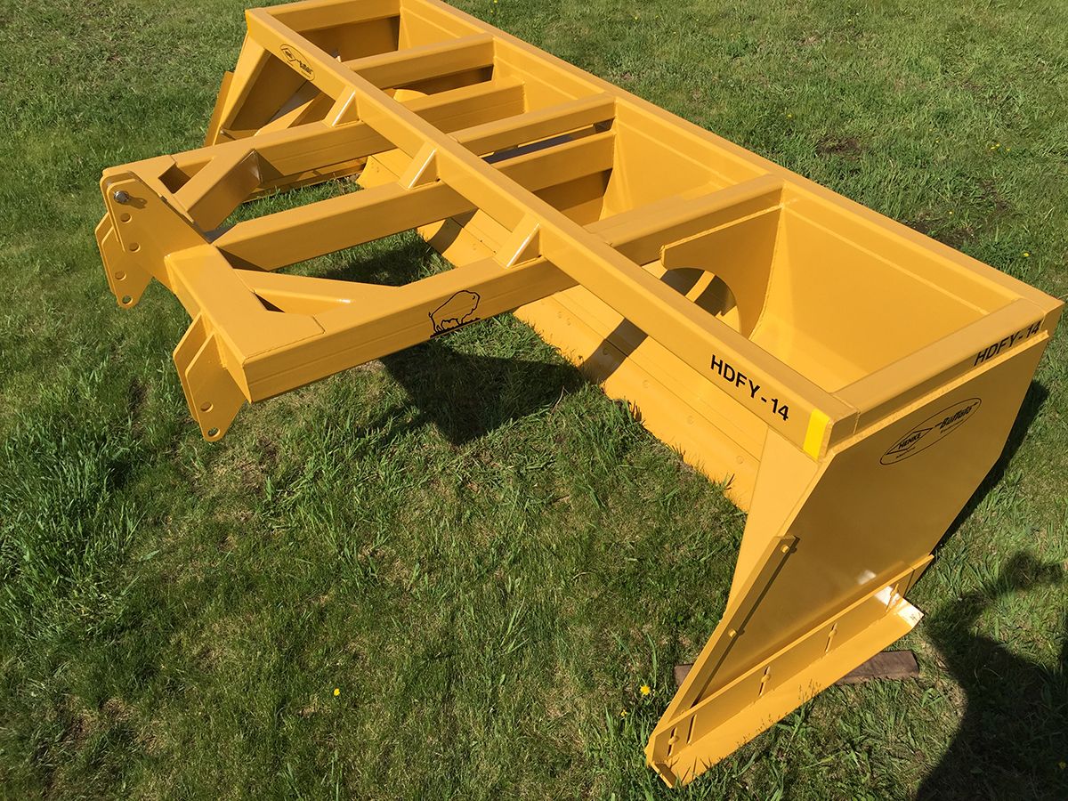 Apache Henke Buffalo 14' Heavy Duty Feedyard 3-Point Scraper w/Skids | Working Width 14' | 150–275 HP | For Tractors