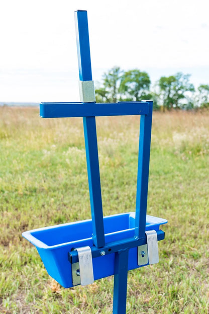 Sydell Hydraulic Stand With 0735 Milking Stanchion | #0781 | 20" x 48" Deck | For Sheep & Goat