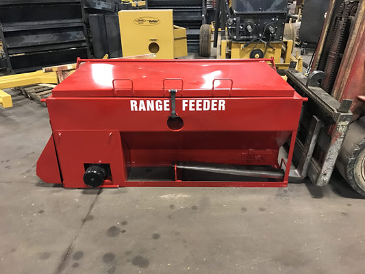 Apache Equipment Range Feeder | Capacity 1,200 lbs | Trailer Mounted