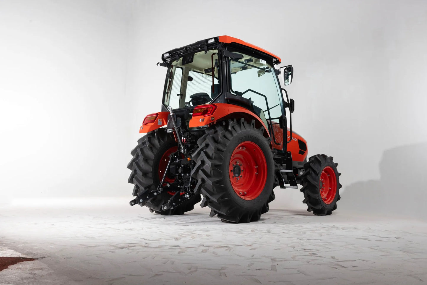 KIOTI | Cab Tractor | RX7340PCB | 82.10" Width | 73.1 HP | For Agricultural & Heavy-Duty