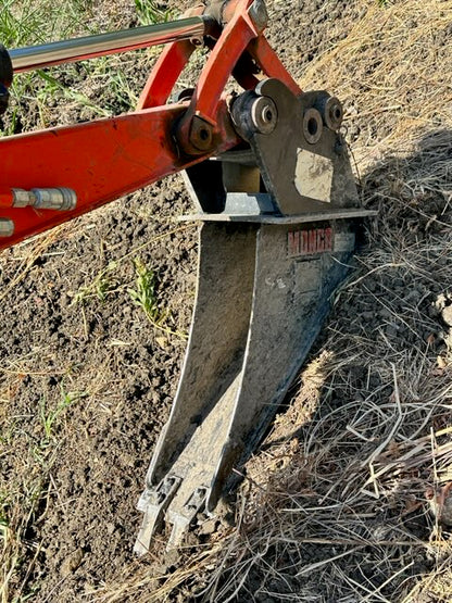 Mongo Attachments Spade Bucket | Model MTRB200 | 9" Width | Precision Trenching | 1–5 Ton | For Excavators
