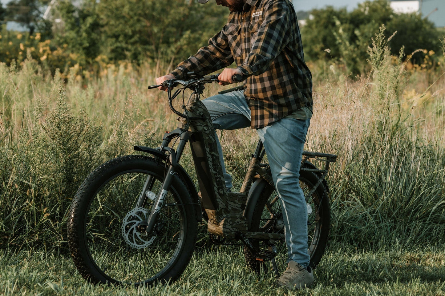 Rambo | E-Bikes | Model Nomad 2.0 | Up to 30 MPH | Up to 38-Mile Range | 1000W Hub Motor | Dual Battery | 48V 15Ah-20Ah LG Battery | For Hunters & Adventurers