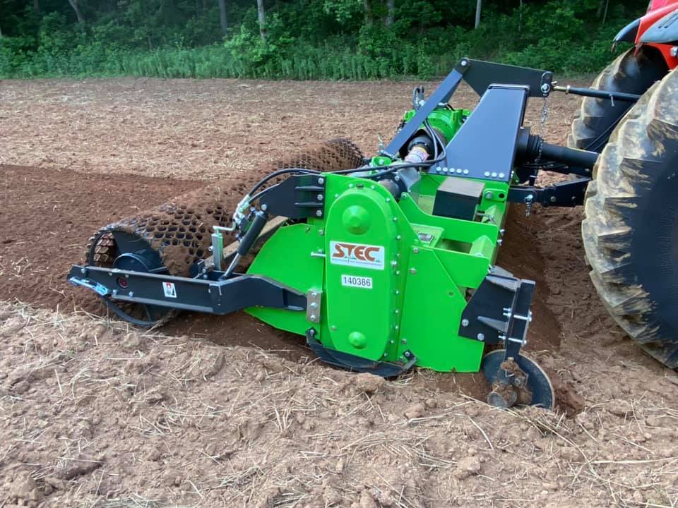STEC 82" STONE BURIER MZ10CXL20 WITH MESH ROLLER