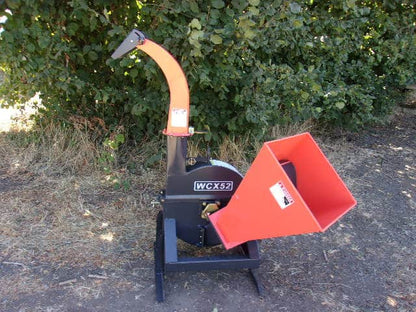 Farmer Helper Self Feeding Wood Chipper | Model FH-WCX52 | Chipping Capacity Diameter 5" | 18–45 HP | For Tractor