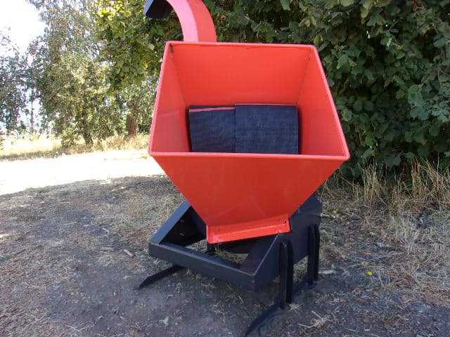 Farmer Helper Self Feeding Wood Chipper | Model FH-WCX52 | Chipping Capacity Diameter 5" | 18–45 HP | For Tractor