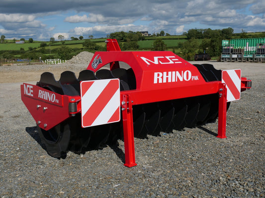 MDE MACHINERY 9' 1" RHINO PAK SILAGE COMPACTOR WEIGHS 4000 LBS-8000 LBS FOR TRACTOR