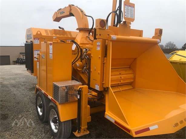 2025 Bandit Drum Style Whole Tree Chipper | Model 20XP - Track & Towable | Hydraulic Tank 30-50 Gallons | Standard Hydraulic Lift Cylinder