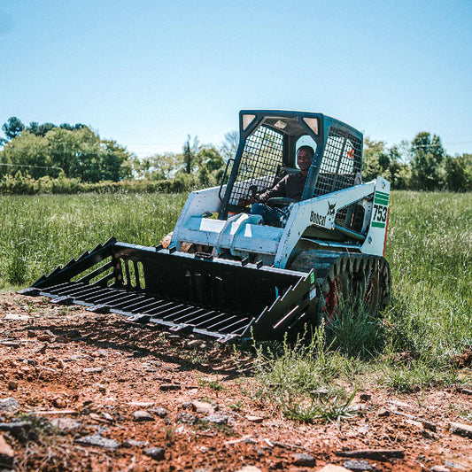 Titan Attachments Skeleton Rock Bucket | 3" Tine Spacing | 562–772 lb | Oil Flow 12–25 GPM | For Skid Steers