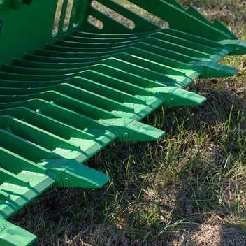 Titan Attachments Rock Grapple Bucket | Fine Grade Skeleton | Overall Width 72" Inches | Horsepower 50-75 HP | For Tractors