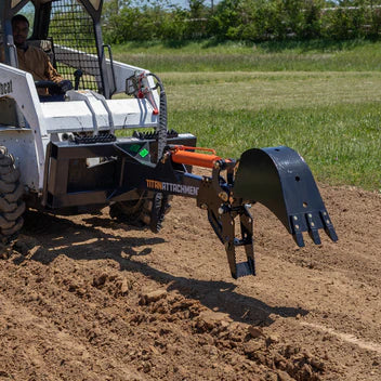 Titan Attachment Fronthoe Excavator Attachment | Bucket Size 8" to 24" | Jaw Length 16.5" | Max Digging Depth 6 FT | Cylinder PSI 6,000 PSI | Weight 280 lb. To 445 lb. | For Skid Steer