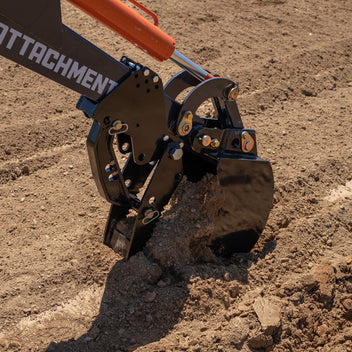 Titan Attachment Fronthoe Excavator | Bucket Size 8" to 24" | Hydraulic Flow 11-20 GPM | For Skid Steer