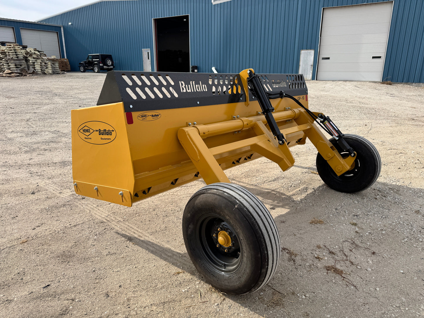 Apache Henke Buffalo 10' Estate II Scraper | Working Width 10' | 125–225 HP | For Tractors