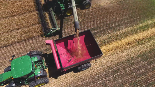 MK Martin | Gravity Box | Model MK 3200 | Width 96" | 320 To 450 Bushels Capacity| 14 GA Steel Hopper | Horsepower 120 – 150+ HP | For Tractors