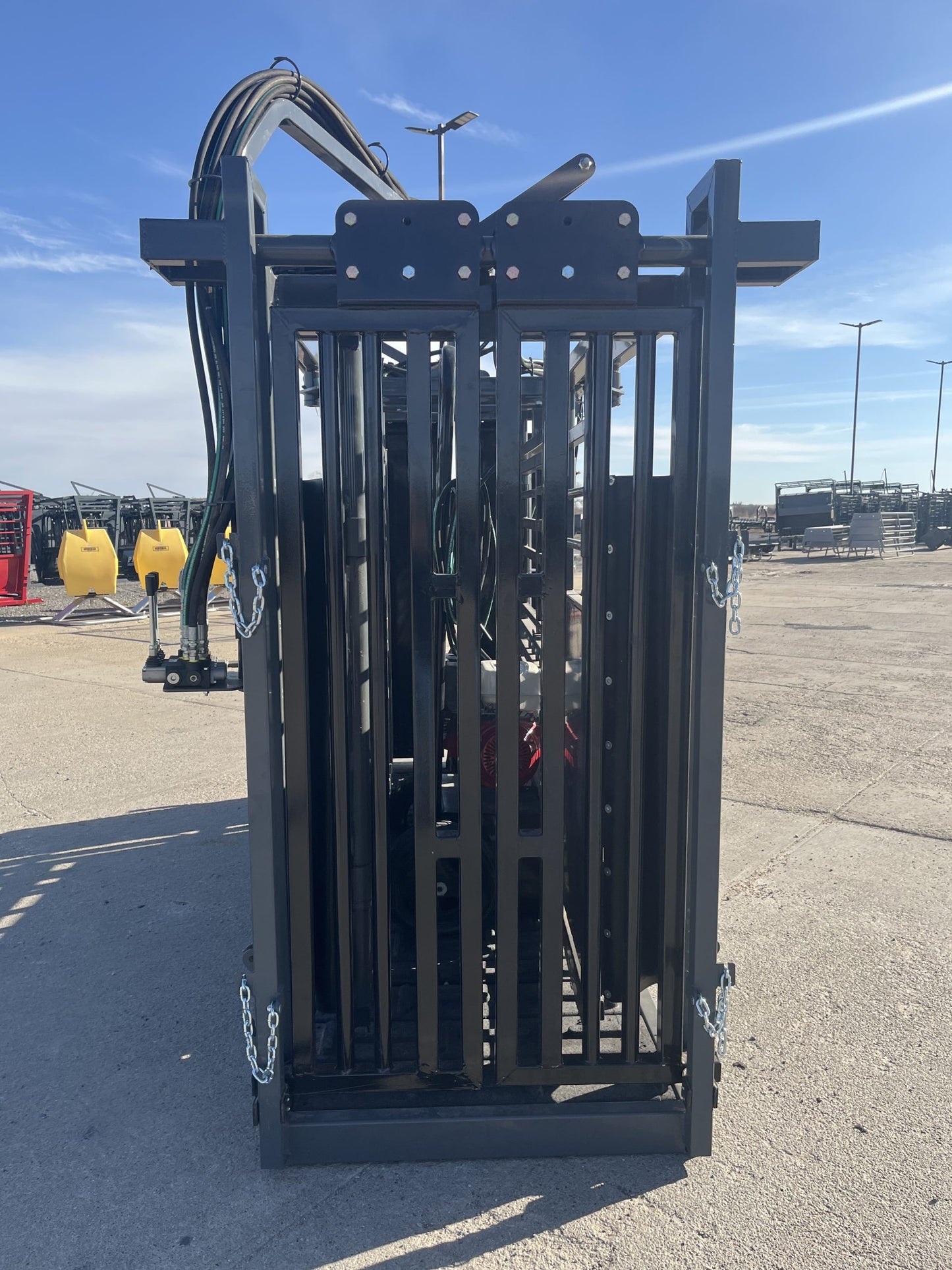 Palco Premium Hydraulic Chute | Model HSP12 | Width 53" | 2,200 LBS | For Cattle Operations & Ranches