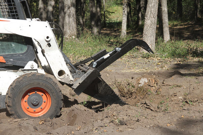 Erskine Grapple Stump Bucket | 45.4" Width | 10–20 GPM | For Skid Steers & Compact Loaders