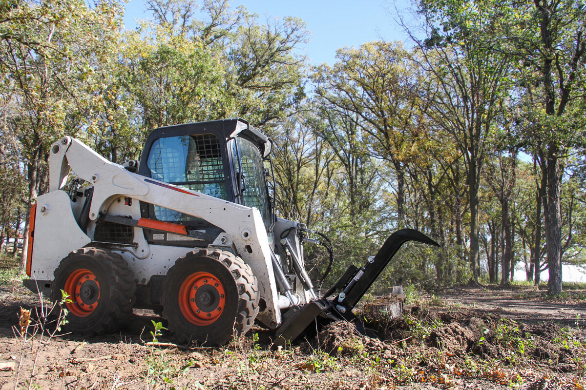 Erskine Grapple Stump Bucket | 45.4" Width | 10–20 GPM | For Skid Steers & Compact Loaders