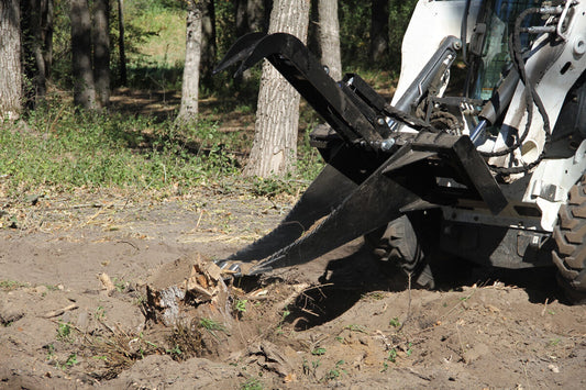 Erskine Grapple Stump Bucket | 45.4" Width | 10–20 GPM | For Skid Steers & Compact Loaders