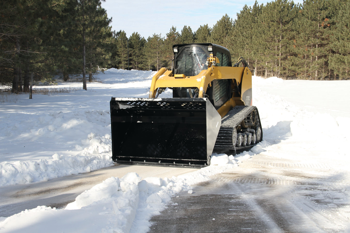 Erskine Snow/Light Material Bucket | Width 72” To 96” | 8–30+ GPM | For Skid Steer
