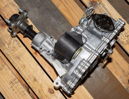 Hydro-Gear Commercial Hydrostatic Transmission | 3100 & 2800 Series | Deck Size 48"-60" | Horsepower 15–30 HP | For Zero-Turn Mowers