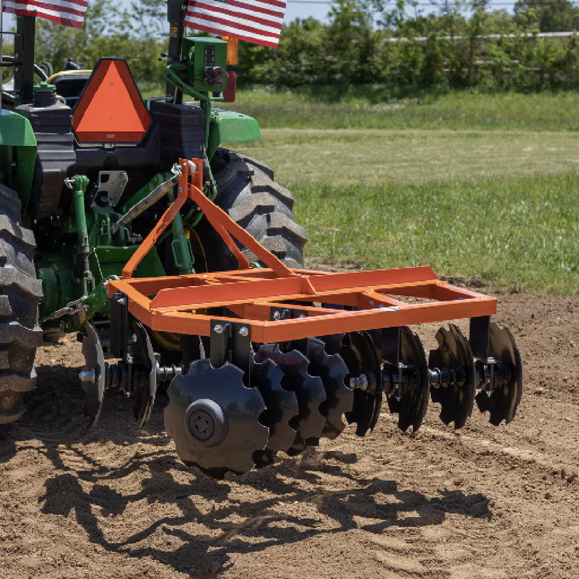 Titan Attachments Disc Harrow | 3 Point Hitch | 4'–6' Working Width | 16" Notched Discs | 425–661 lbs | For Tractors