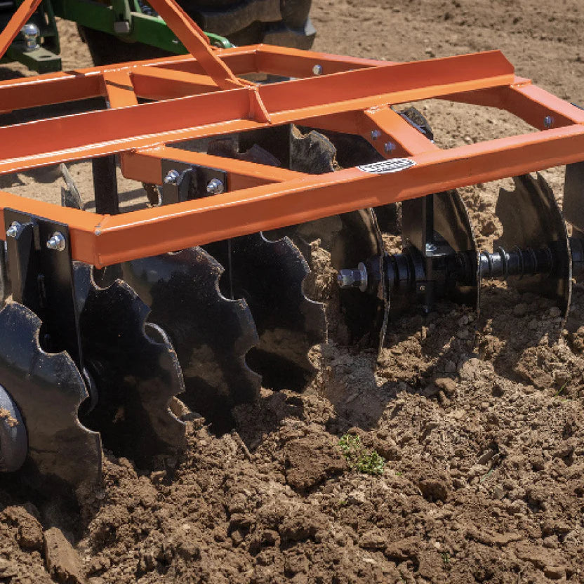 Titan Attachments Disc Harrow | 3 Point Hitch | 4'–6' Working Width | 16" Notched Discs | 425–661 lbs | For Tractors