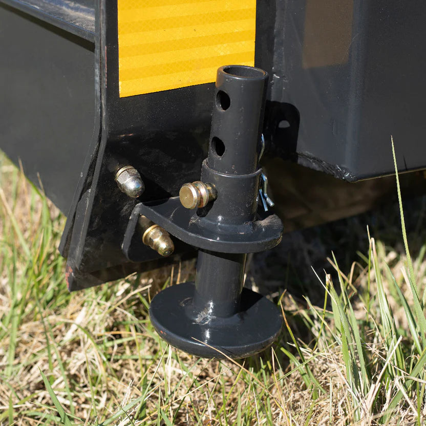 Titan Attachments Rear Blade Attachment | 3-Point Hitch | 84"–93" Width | Manual Tilt | Hydraulic Angle & Offset | Horsepower Up to 80 HP | For Tractors