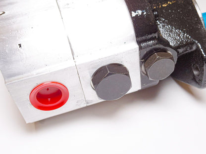 Swisher Hydraulic Gear & Hydraulic Dual-Displacement Pump | Flow Rate 16-22 GPM | Horsepower 20-35 HP | For Zero-Turn Mowers & Tractor