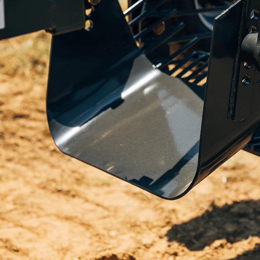 Titan Attachments Potato Digger | 19" Scoop | 46" Width | 5 Depth | Horsepower 20–30 HP |  For Tractors