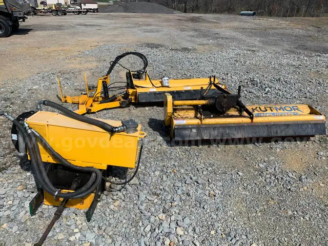 Kutmor Rear Flail Mower | Model KM-62R | Cutting Width 62" | 40 To 70 HP | For Tractor