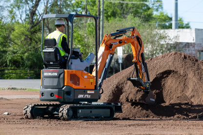 Develon | Mini Excavator | DX17Z-7 | 18″ Bucket | 61" Overall Width | 2 Tons