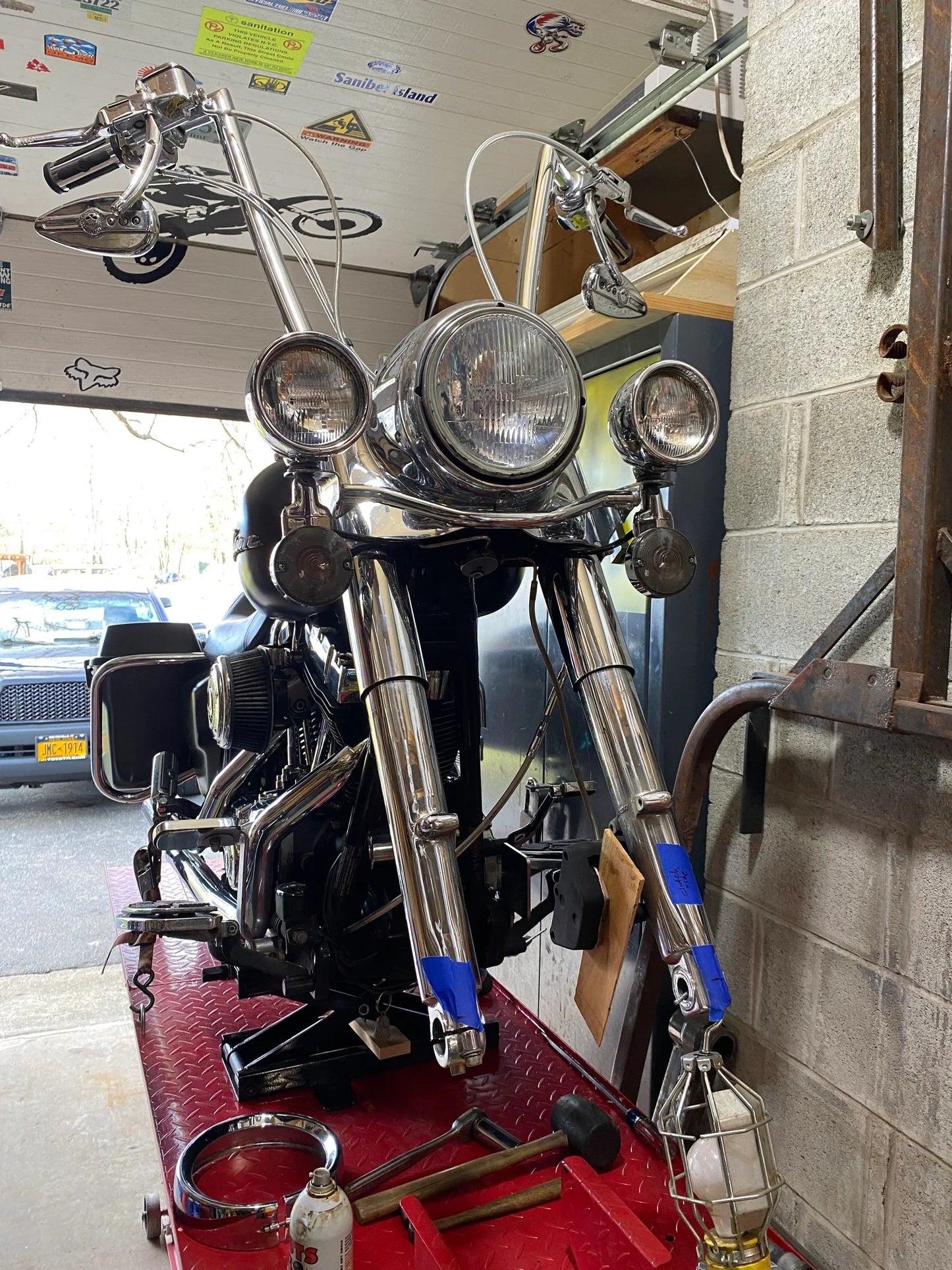 Black Widow Motorcycle Jack Lift | Model MC-JACK | Size 6" Wide | Capacity 1,100 lb | For Street, Cruiser, Touring & Sport Motorcycles