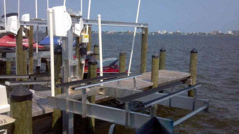 Boat Lift Distributors SS 2,000 LB Dual PWC Lift - Storm Surge