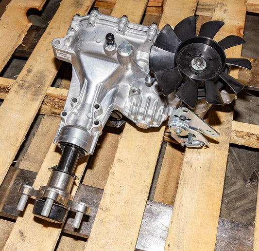 Hydro-Gear Commercial Hydrostatic Transmission | 3100 & 2800 Series | Deck Size 48"-60" | Horsepower 15–30 HP | For Zero-Turn Mowers