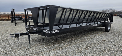 Industrias America Silage Wagon | Model 94R | Length 24' | Interior Width 5' | Horsepower 50+ HP | For Trucks & Tractors