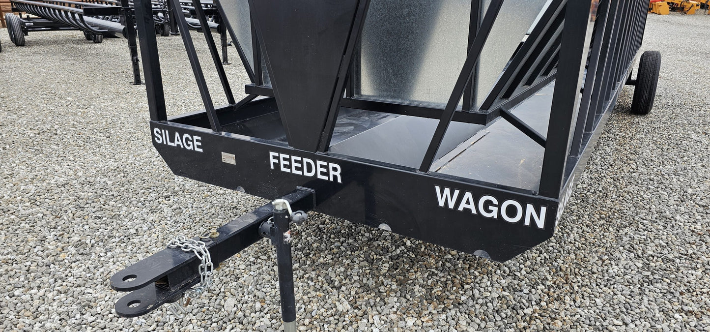 Industrias America Silage Wagon | Model 94R | Length 24' | Interior Width 5' | Horsepower 50+ HP | For Trucks & Tractors