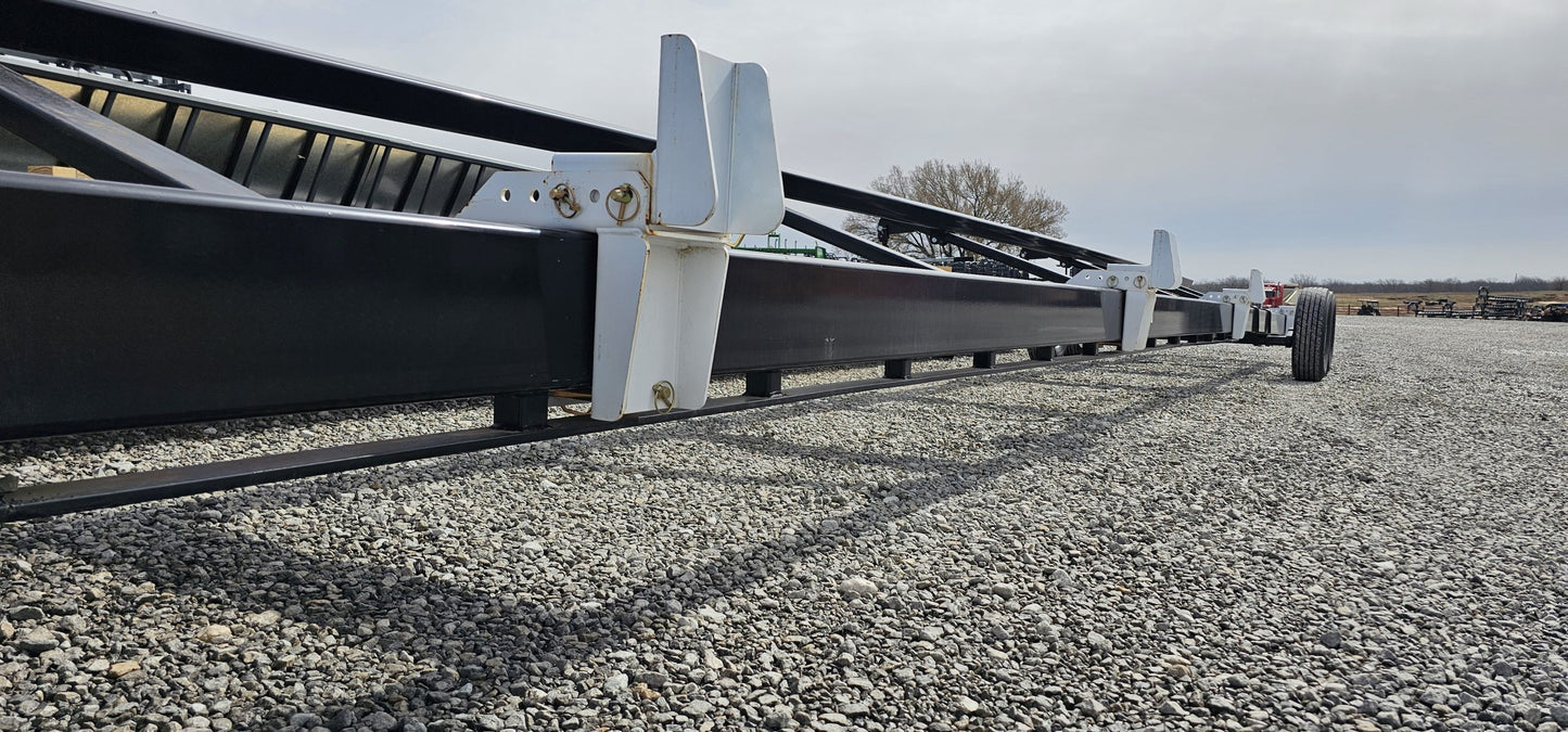 Industrias America Header Trailer | Model 845R | Length 45' | Horsepower 75+ HP | For Trucks & Tractors