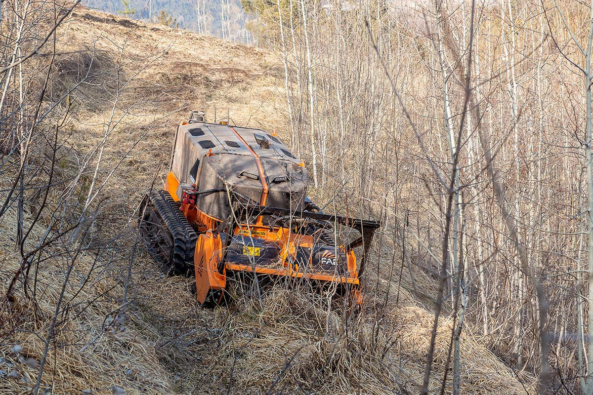 FAE Remote-Controlled Tracked Carrier | Model RCU55 | 56 HP | Up to 55° Slopes | For Forestry