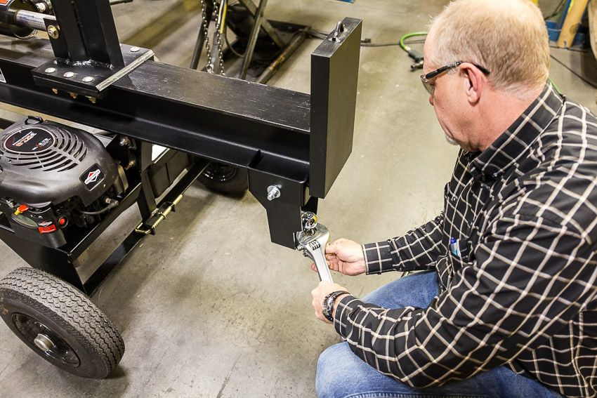 Swisher Log Splitter Accessories Bundle | 4-Way Wedge 18840, Firewood Cradle 21800, "H" Beam Log Cradles 16277, 34 Ton Hitch Mount Kit 21207, 22/28 Ton Hitch Mount Kit 21200 | High-Grade Steel