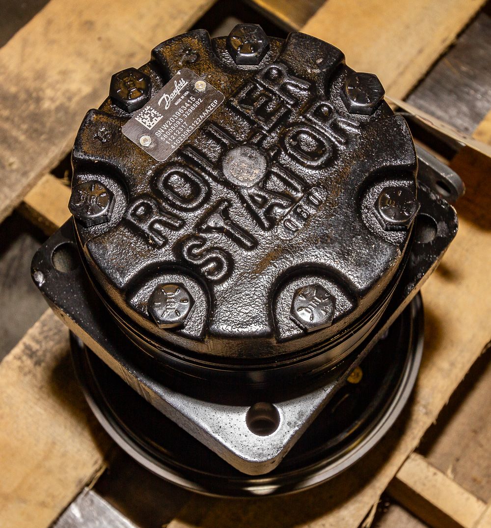 Swisher Motor & Hydraulic Motor Replacement Kit | Width 4",6" & 8" | 2 HP | For Rough Cut Mowers