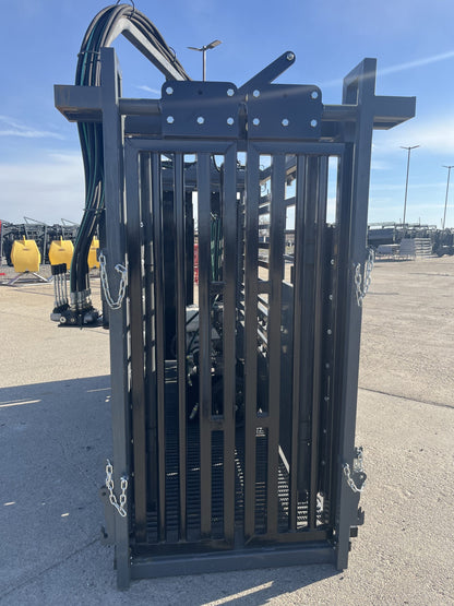 Palco Premium Hydraulic Chute | Model HSP12 | Width 53" | 2,200 LBS | For Cattle Operations & Ranches