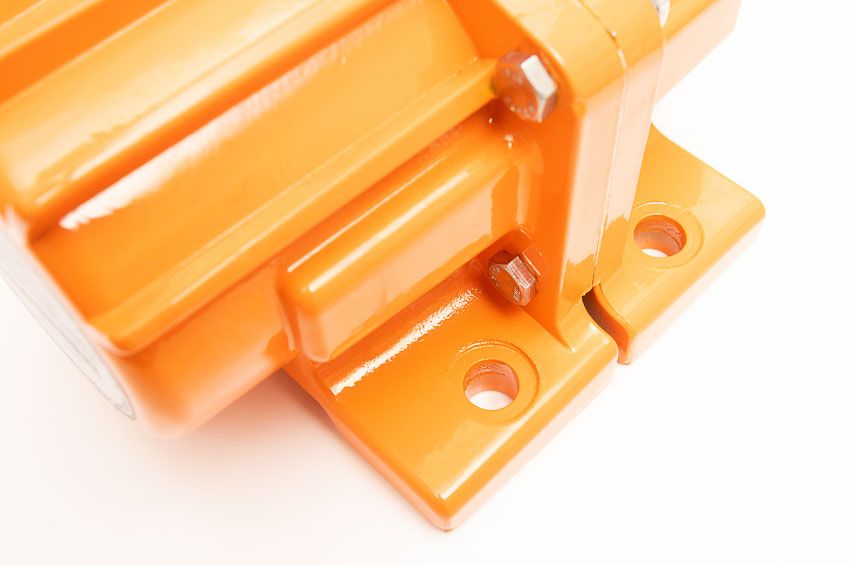 Swisher Commercial Pro Truck Spreader with Vibrator | Model 22511 | 25-Gallon Hopper | 80 lbs Vibrator Force | Universal 2"x2" Receiver Mount | Horsepower 10 To 20 HP | For Trucks & UTVs