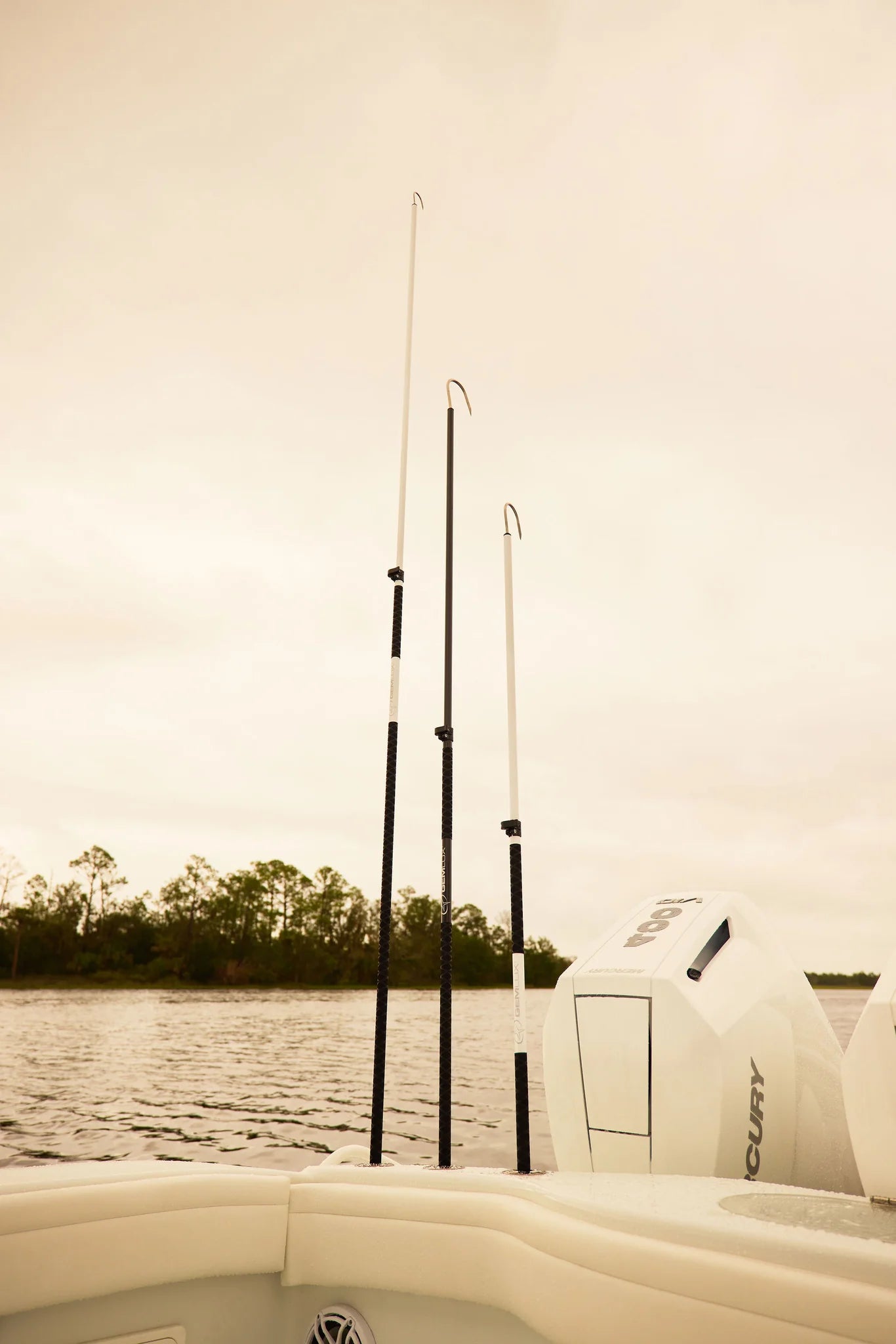 8ft.fish gaffing pole Gemlux Collapsible Carbon Fiber Gaffs | Gaff Size 6", 8" & 12" Ft