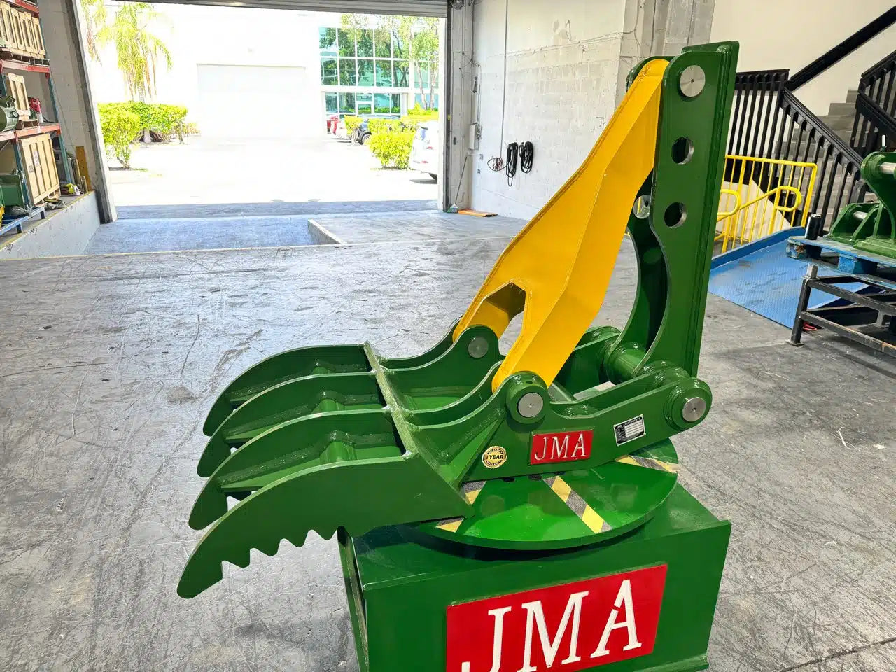 JMA Attachments Mechanical Thumb | Overall Width 26" inches | Overall Length 45" inches | For 9 - 16 Tons Excavators