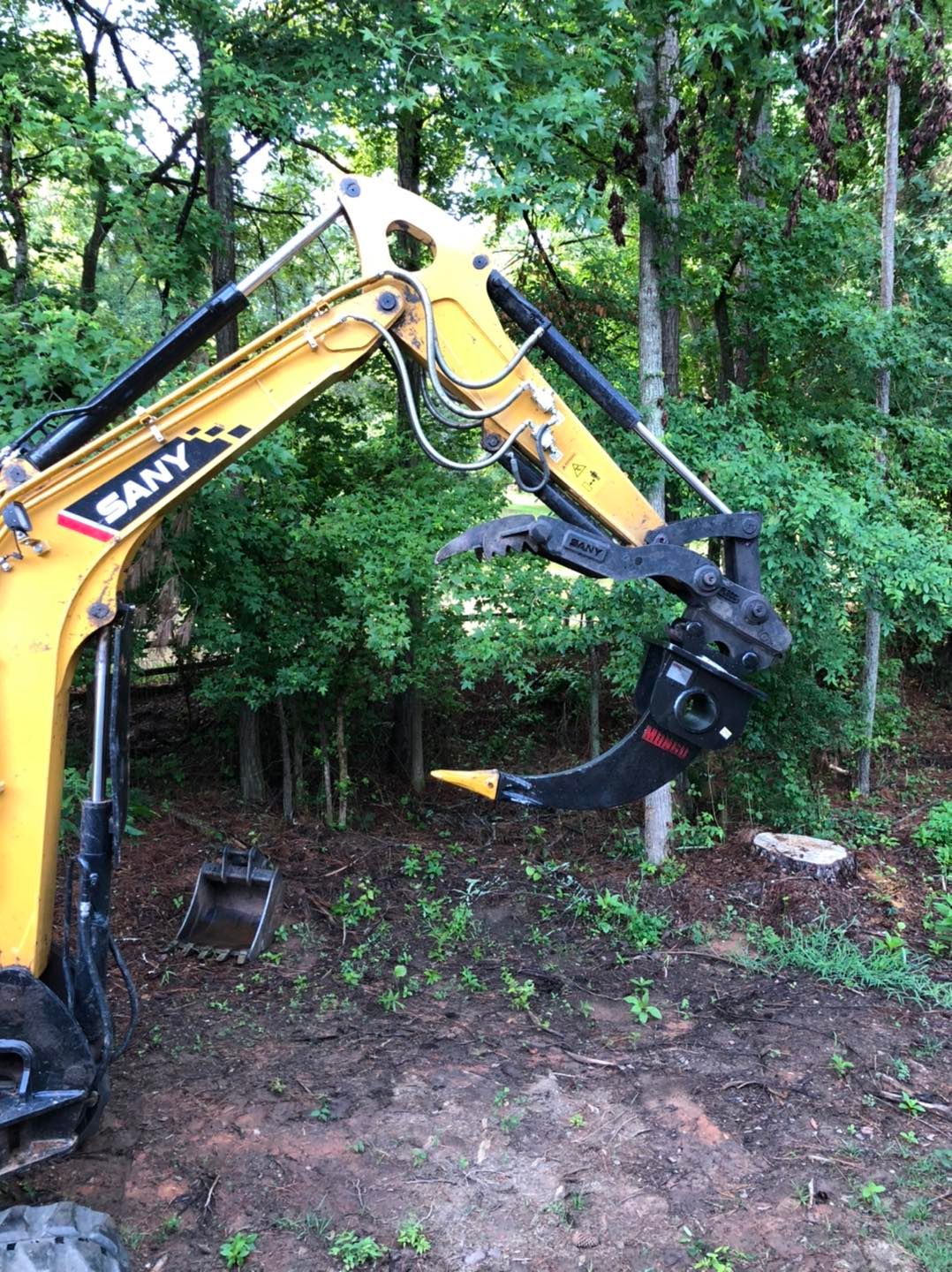 Mongo Attachments Heavy Duty Ripper | Model MRBDE1000 | Size 37" Standard | High‑Strength AR400 Steel | 2.5–6.5 Ton | For Excavators