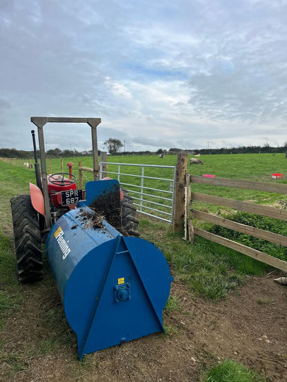 Fleming Minimuck Muck Spreader | Width 39" | 30 HP | For Tractors
