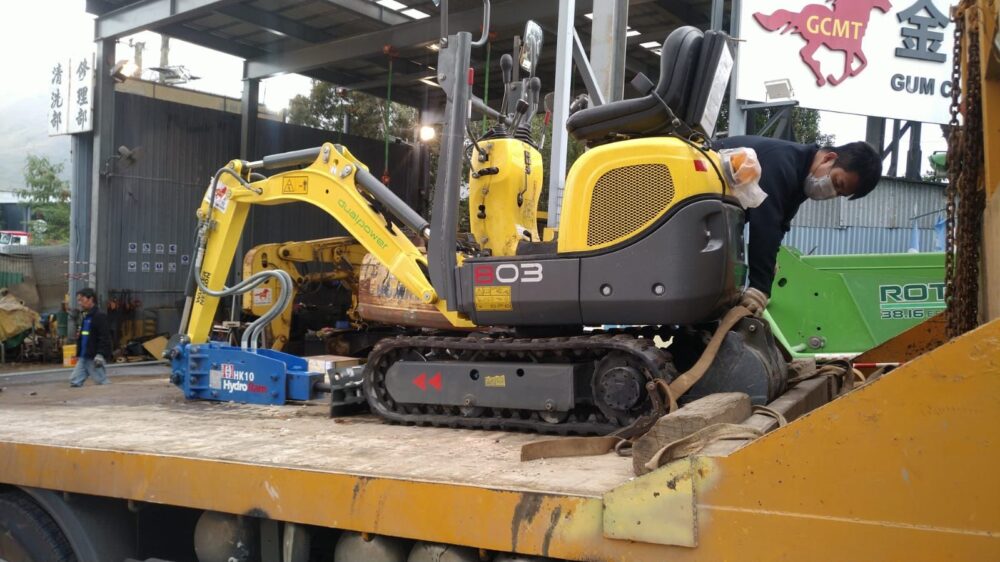 HydroRam HK10 Hydraulic Hammer | Overall Length 52" | For 1.1-2.8 Ton Mini Excavators