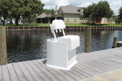 RIO MARINE CUSTOMS | Fiberglass Leaning Post with Livewell | Model CMLPLW-BRRH | 31" L x 31" D x 30" H | 40-Gallon Capacity | For 17' to 24' Feet Boats