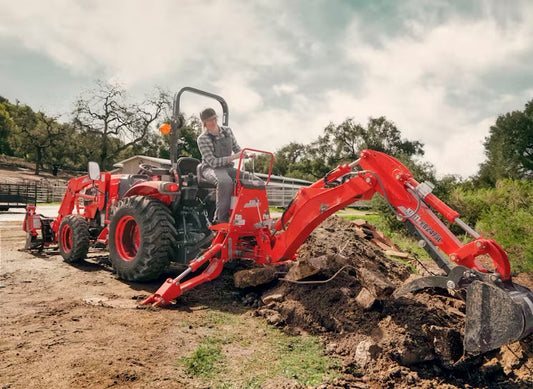 KIOTI | Hydrostatic Tractor with Loader | CK3520SE | 54.5" Width | 34.9 HP | for Agricultural and Landscaping Tasks