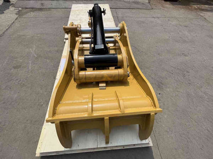 Bedrock Attachments Pin-On Thumb | Model ET110-PO3T54 | Width 43.3" | Pin Size 110mm | 3 Teeth | Machine Size 45-50 Ton | For Excavators