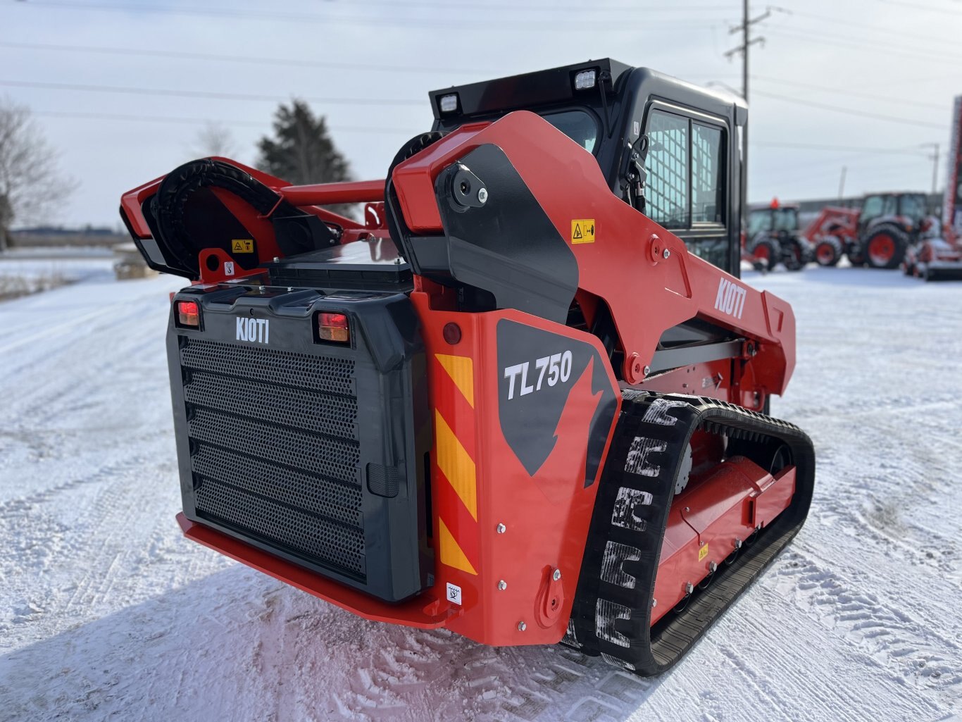 Kioti TL750 Compact Skid Loader | 6,570 lbs Tipping Load, Hydraulic Quick Attach |73 HP For Skidsteer